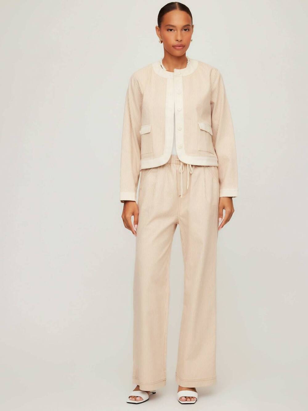 NEW FIFTEEN TWENTY myra contrast cropped jacket in khaki and cream